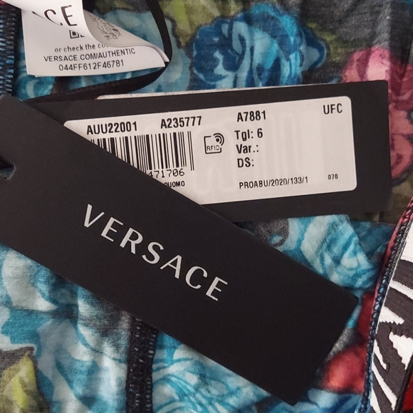 Versace Trunk - Picture 4 of 9